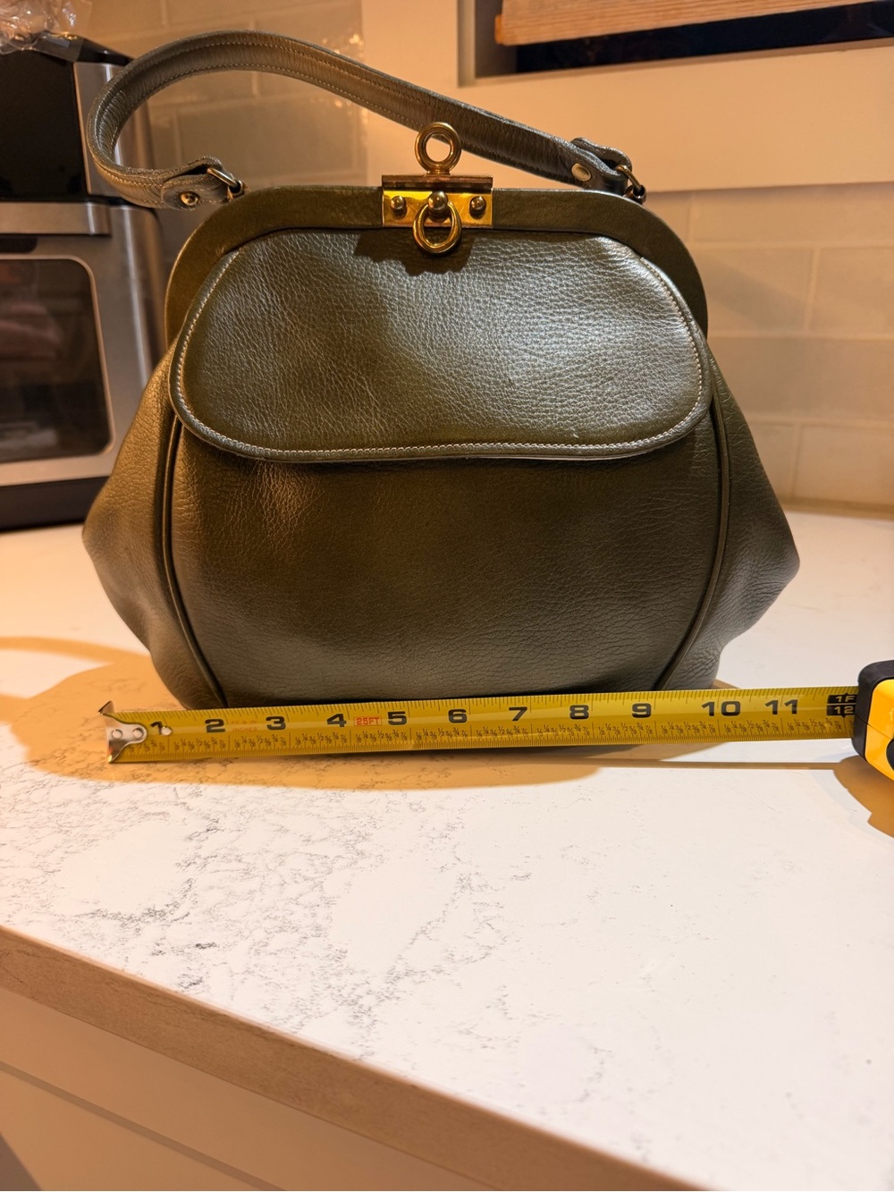 Vintage 1960s Olive Green Pebbled Leather Handbag | Gold Hardware - Picture 6 of 11